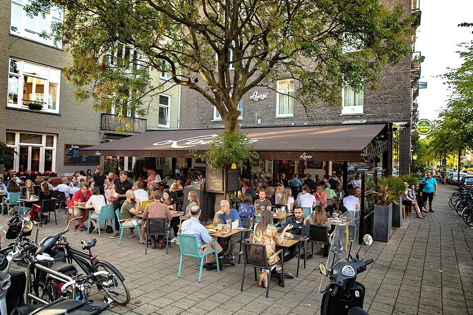 Amsterdam Coffeeshops with Outdoor Seating: Terraces & Canal Benches